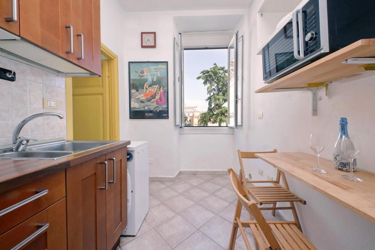 Piccola Piazza Della Liberta Apartment Rome Exterior photo